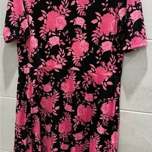 LuLaRoe Nicole dress in a black and hot pink floral print 3XL (preowned)